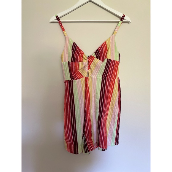 Comfy stretchy short romper. Colorful and fun. Slight cut out on the front. - Picture 1 of 4